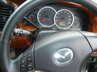 2004 Mazda Tribute Photos