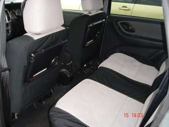 2004 Mazda Tribute Pictures