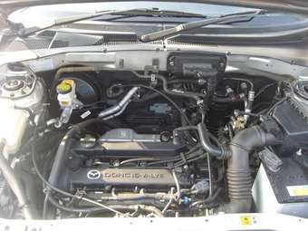 2004 Mazda Tribute Photos