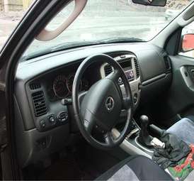 2004 Mazda Tribute Photos