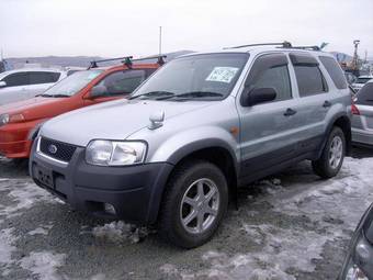 2004 Mazda Tribute Images