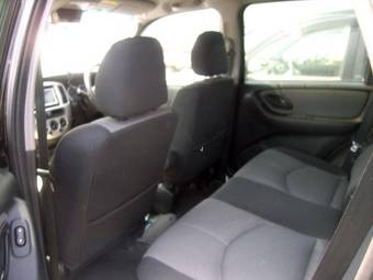 2004 Mazda Tribute Pics