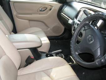 2004 Mazda Tribute Pictures