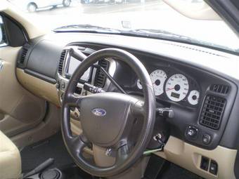 2005 Mazda Tribute Photos