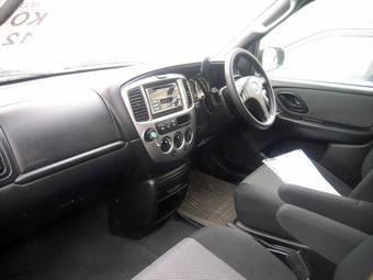 2005 Mazda Tribute Photos