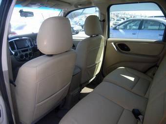 2005 Mazda Tribute Pictures