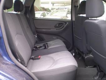 2005 Mazda Tribute Photos