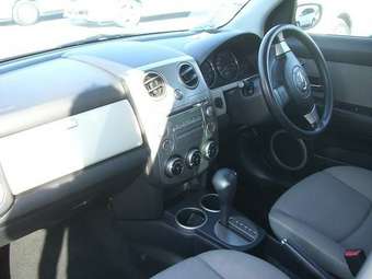 2004 Mazda Verisa For Sale