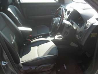 2004 Mazda Verisa Pictures