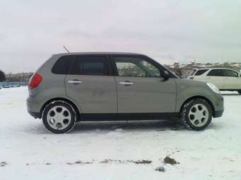 2004 Mazda Verisa