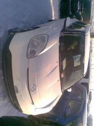 2004 Mazda Verisa Pictures