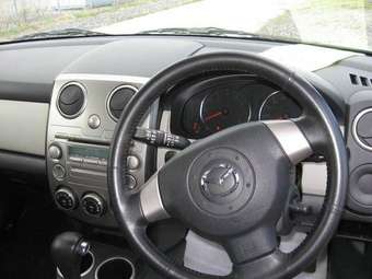 2004 Mazda Verisa For Sale