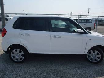 2004 Mazda Verisa For Sale
