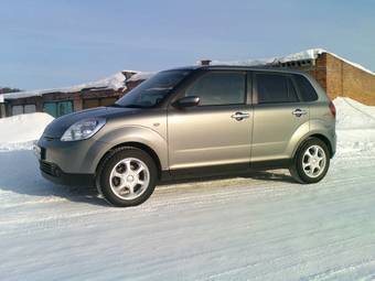 2004 Mazda Verisa Photos
