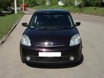2004 Mazda Verisa For Sale
