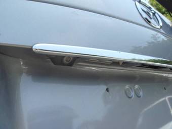 2004 Mazda Verisa Photos