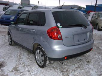 2005 Mazda Verisa For Sale