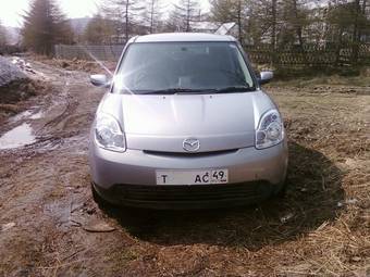 2005 Mazda Verisa Pics