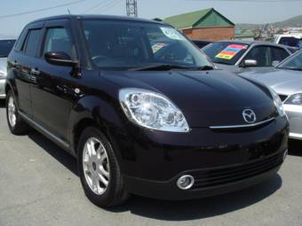 2006 Mazda Verisa Photos