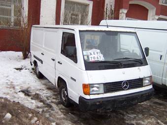 1992 Mercedes-Benz 100D