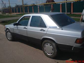 1984 Mercedes-Benz 190 Pictures