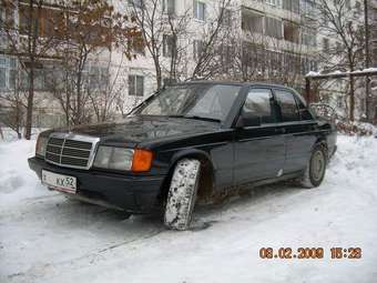 1985 Mercedes-Benz 190 Photos