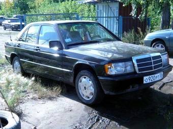 1986 Mercedes-Benz 190 Images