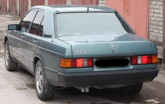 1987 Mercedes-Benz 190 Photos
