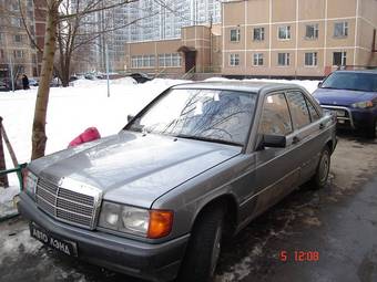 1993 Mercedes-Benz 190 Images