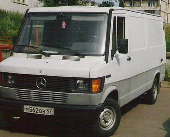 1991 Mercedes-Benz 308D