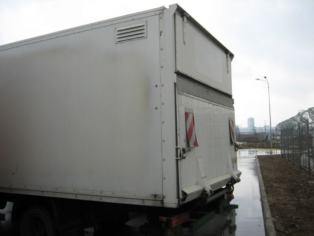 1999 Mercedes-Benz 814D