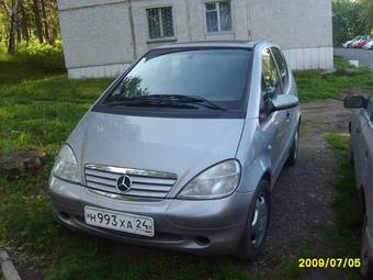 1999 Mercedes-Benz A-Class Pictures