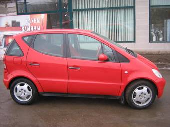 2000 Mercedes-Benz A-Class Pictures