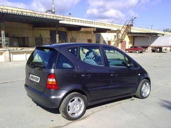 2000 Mercedes-Benz A-Class Photos