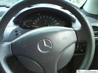 2001 Mercedes-Benz A-Class Pictures