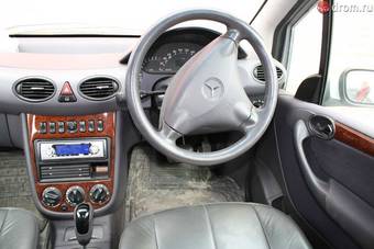 2001 Mercedes-Benz A-Class Photos