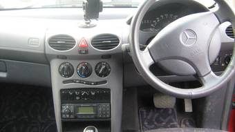 2001 Mercedes-Benz A-Class Pictures