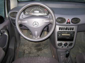 2002 Mercedes-Benz A-Class Photos