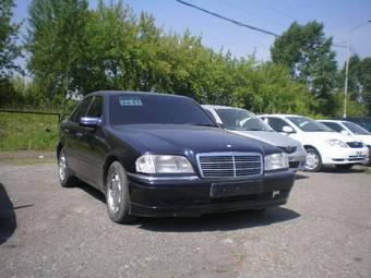 1987 Mercedes-Benz C-Class