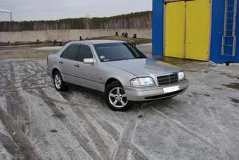 1994 Mercedes-Benz C-Class Pictures