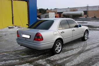1994 Mercedes-Benz C-Class Pictures