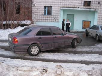 1994 Mercedes-Benz C-Class Photos