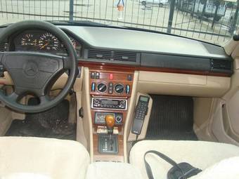 1994 Mercedes-Benz C-Class Photos