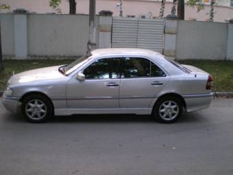 1994 Mercedes-Benz C-Class Photos