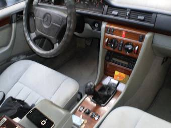 1994 Mercedes-Benz C-Class Photos