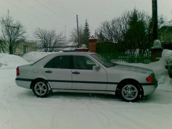1995 Mercedes-Benz C-Class Pictures