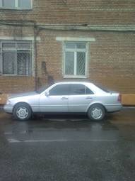 1995 Mercedes-Benz C-Class Pictures