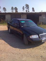1995 Mercedes-Benz C-Class Pictures