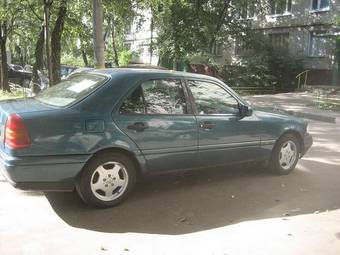 1995 Mercedes-Benz C-Class Photos
