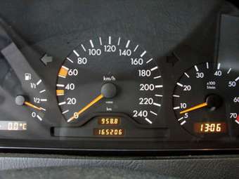1996 Mercedes-Benz C-Class Pictures
